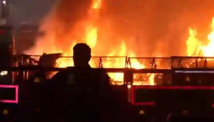 Deadly Delhi Blast: 9 Killed After Car Erupts in Flames at Traffic Signal